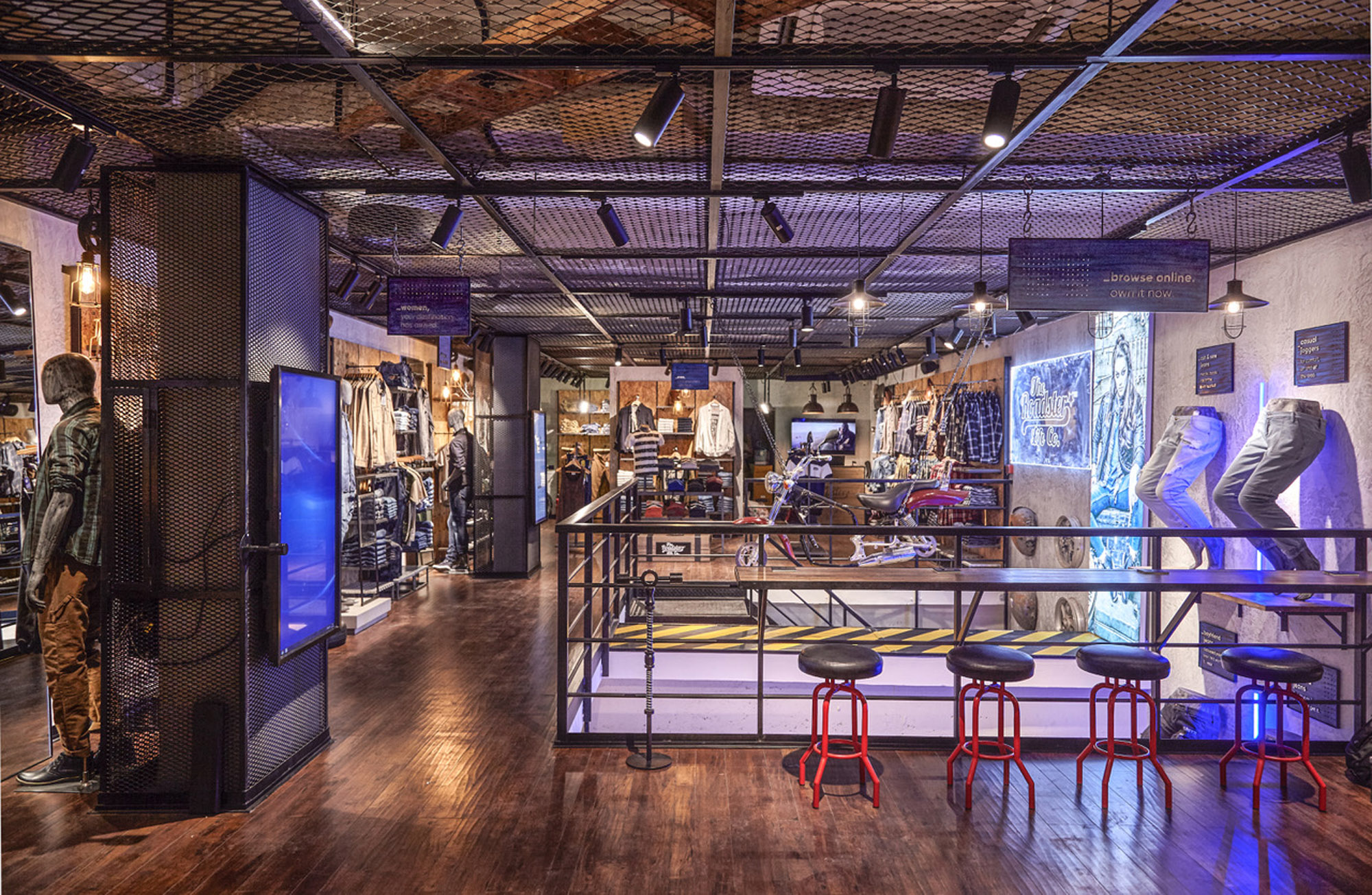 Roadster, Indiranagar